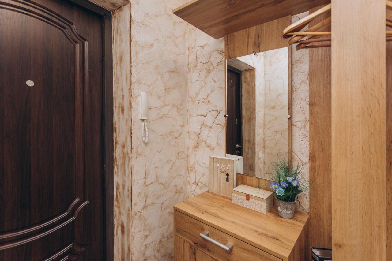 Luxe Apartments 5.26 Near Lavina 5 Floor Sumy Exterior foto